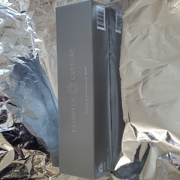 Complex Culture Titanium Styling Flat Iron - Picture 2 of 6